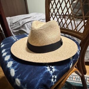 Wallaroo Hat Company Petite Palm Beach Straw Fedora, UPF 50+